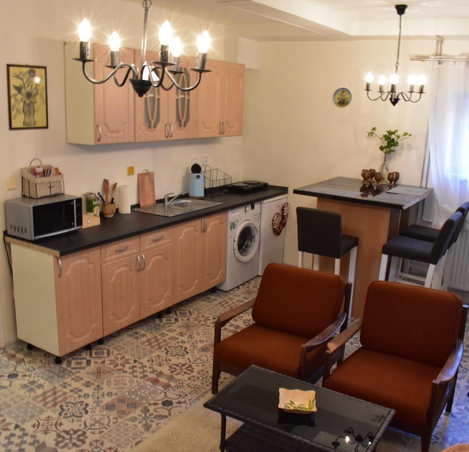 Mnichov Dvor Hotel Slovenska Lupca Buitenkant foto